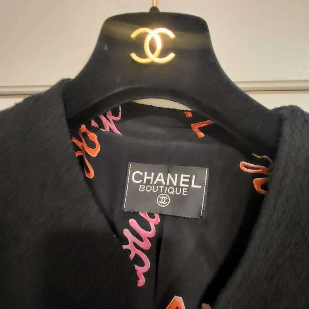 Chanel Vintage S/S 1996 Black Red Rouge Print Tweed Jacket + Tank top
